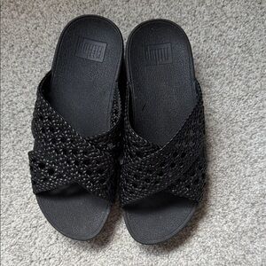 FitFlop Women's Black Woven Crossover Slide Sandals